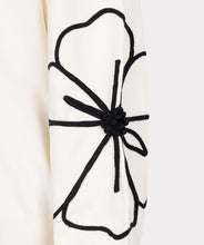 Load image into Gallery viewer, Esqualo Flower Tape Knit in
