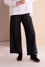 Load image into Gallery viewer, Naya Faux Leather Pull Up Pants
