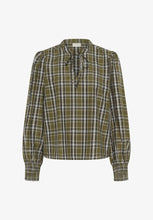 Load image into Gallery viewer, Kaffe Chris Blouse Green
