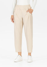Load image into Gallery viewer, Stehmann Rachell-680 Pants
