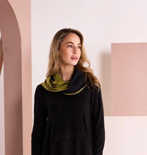 Load image into Gallery viewer, Naya Two Toned Snood Avocado &amp; Black
