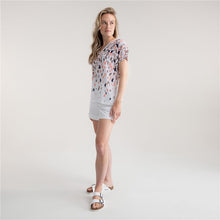 Load image into Gallery viewer, SS25 Marble V Neck Print
