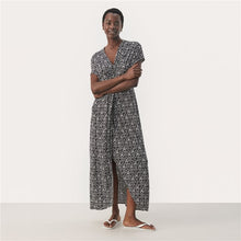 Load image into Gallery viewer, Outlet  Part Two Griet Dress
