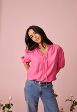 Load image into Gallery viewer, Kaffe Lucia Frill Blouse
