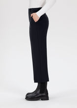 Load image into Gallery viewer, Outlet Stehmann Fenja Cropped Pant
