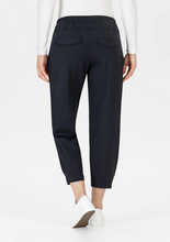 Load image into Gallery viewer, Stehmann Rachell-680 Pants
