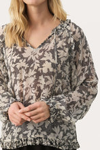 Load image into Gallery viewer, Outlet Part Two Joanna Blouse
