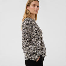Load image into Gallery viewer, Part Two Siffe Blouse
