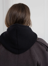 Load image into Gallery viewer, Knitted Snood
