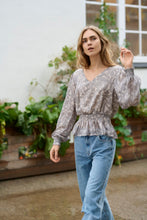 Load image into Gallery viewer, Outlet Kaffe Kaemma Blouse
