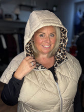 Load image into Gallery viewer, Esqualo Reversible Gilet Hooded
