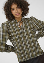 Load image into Gallery viewer, Kaffe Chris Blouse Green
