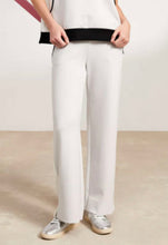 Load image into Gallery viewer, SS25 Naya Zip Pants
