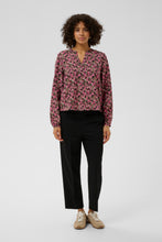 Load image into Gallery viewer, Kaffe Bella Blouse
