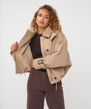 Load image into Gallery viewer, Esqualo Short Trench with Hood
