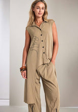 Load image into Gallery viewer, Naya Placement Print Top With Side Panels
