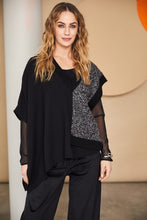 Load image into Gallery viewer, Outlet Contrast V Neck Long Side
