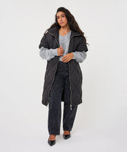 Load image into Gallery viewer, Esqualo Long Gilet Poncho Black
