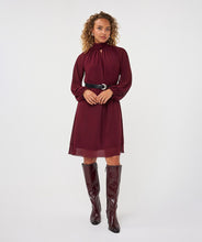 Load image into Gallery viewer, Esqualo Merlot Dress
