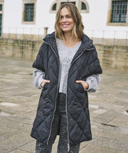 Load image into Gallery viewer, Esqualo Long Gilet Poncho Black
