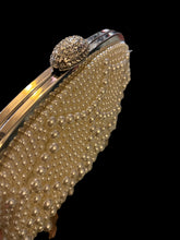 Load image into Gallery viewer, Pearl Clutch Soft Shell
