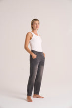 Load image into Gallery viewer, Stehmann Rachell3-700W Grey Denim
